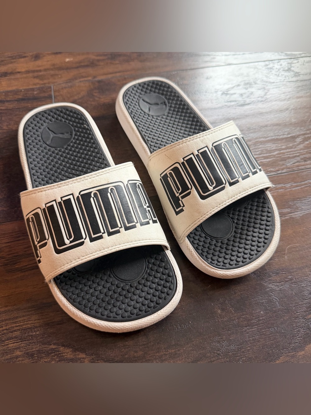 Puma slides size 4 girls or boys
